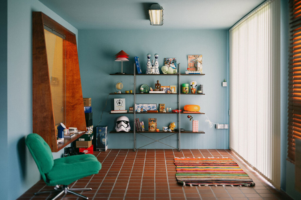 Living Room image