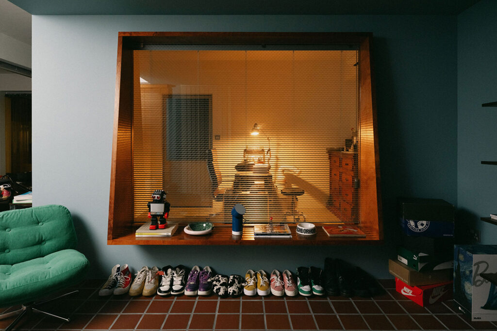 Living Room image