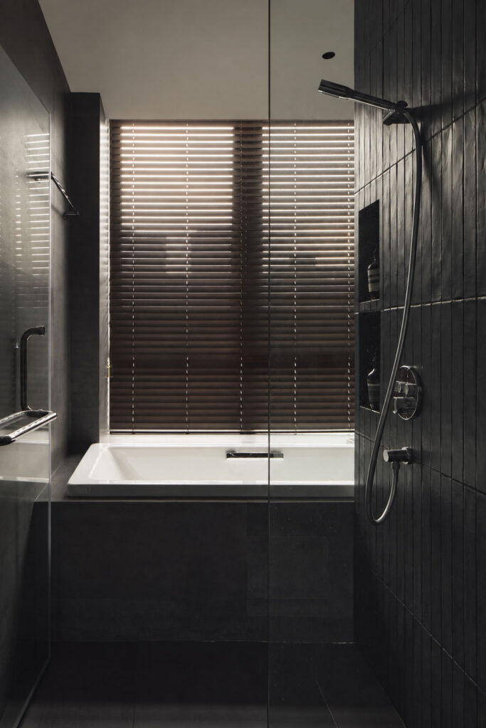 Bathroom image