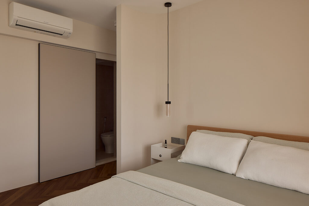 Bedroom image