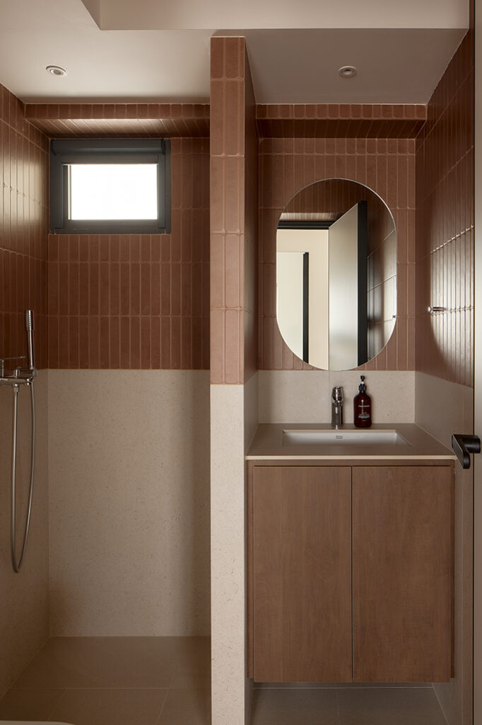 Bathroom image
