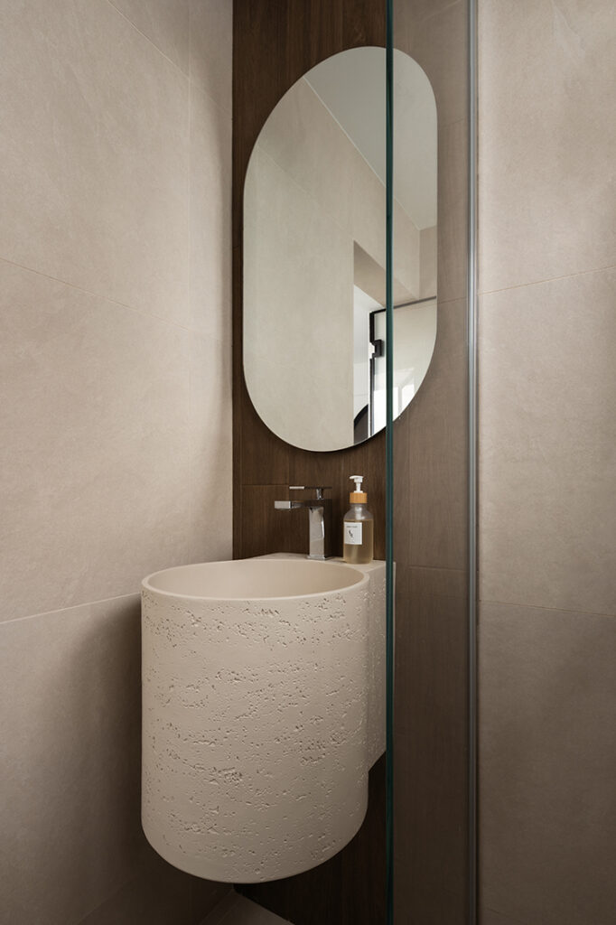Bathroom image