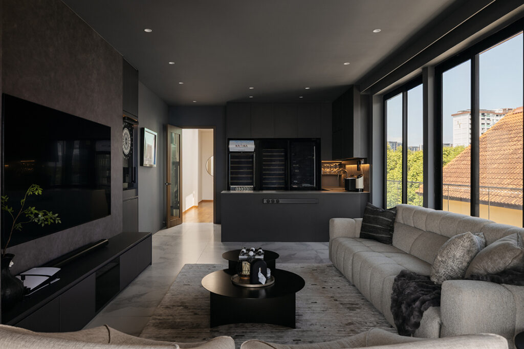 Living Room image