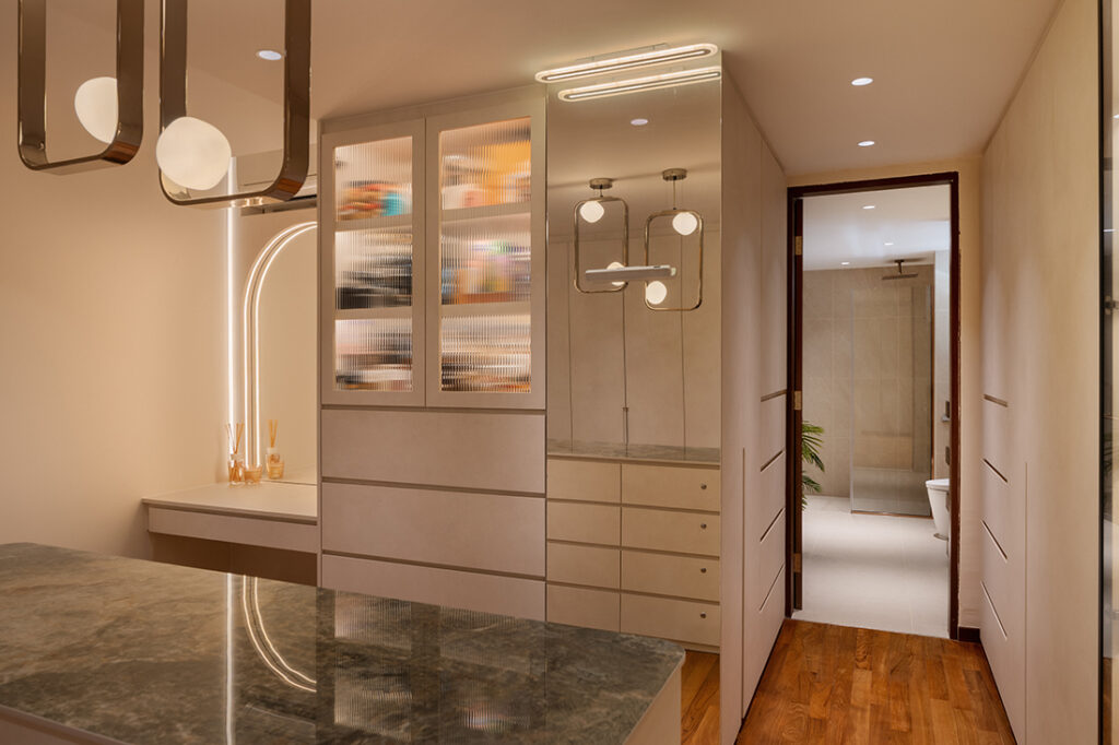 Walk-in Wardrobe image