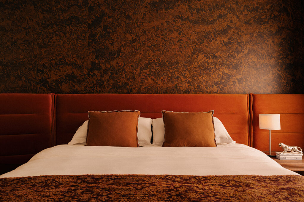 Bedroom image