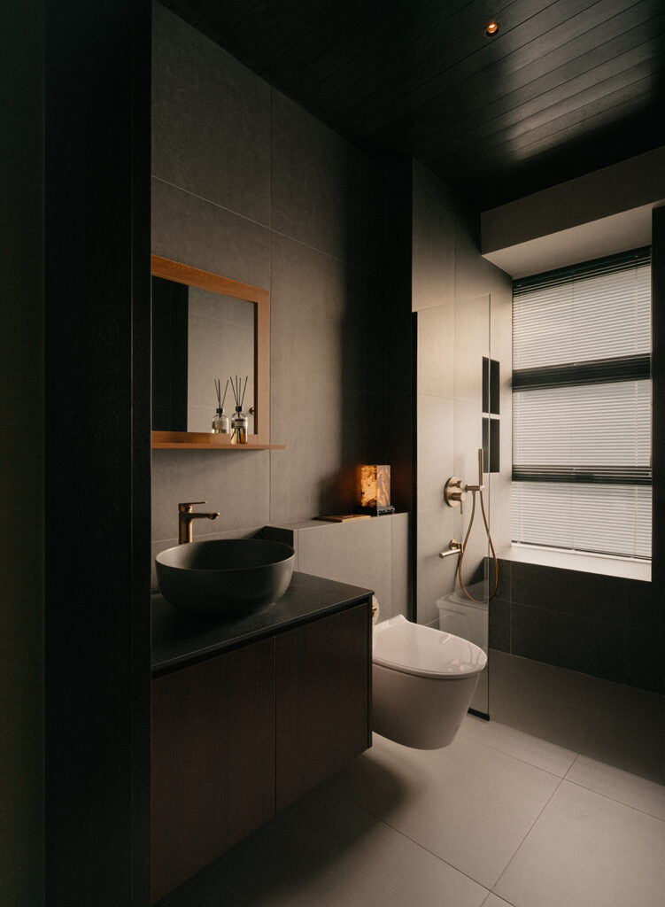 Bathroom image