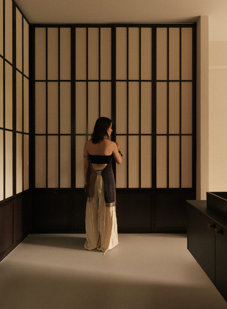 Walk-in Wardrobe image
