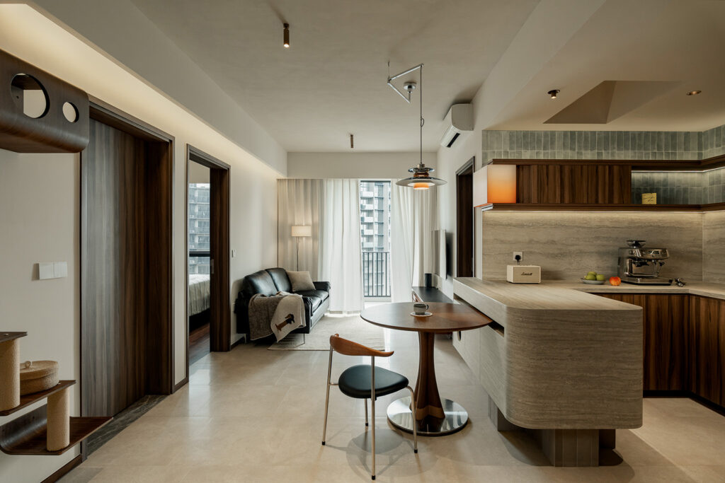 Living Room image