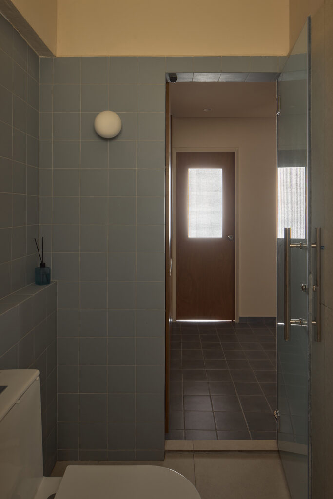 Bathroom image