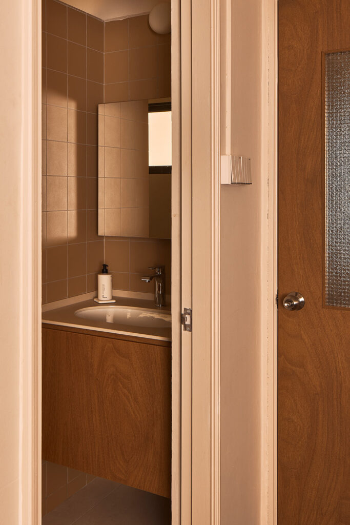 Bathroom image