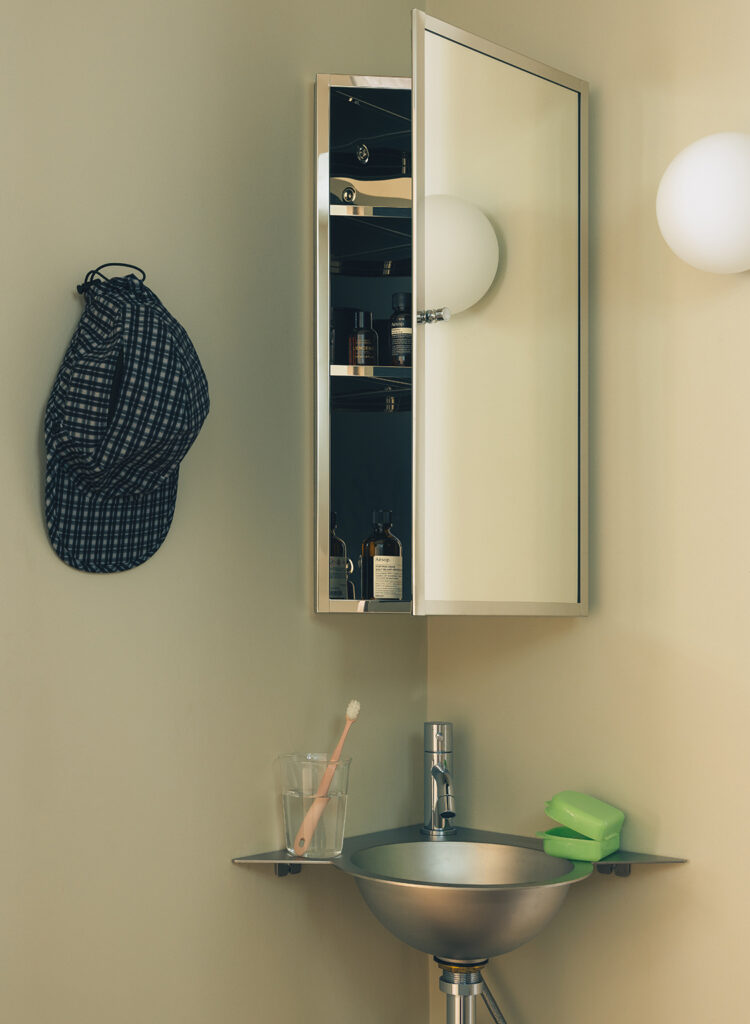 Bathroom image