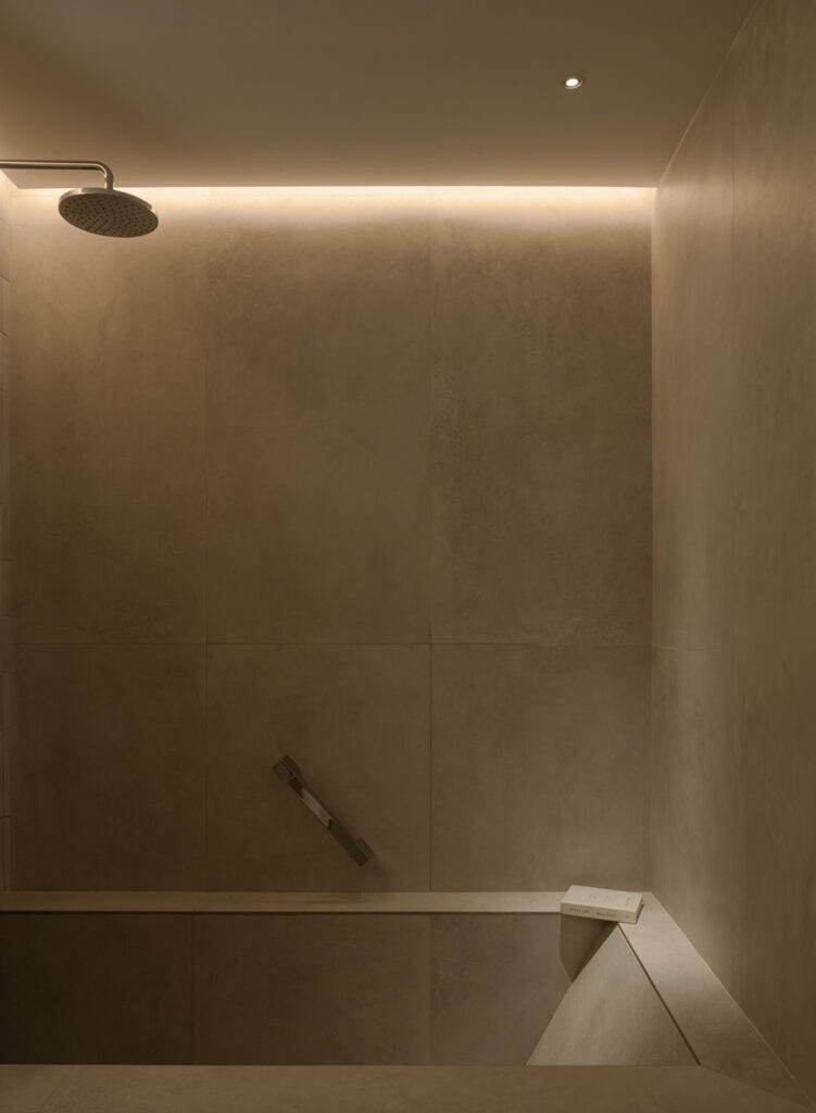 Bathroom image