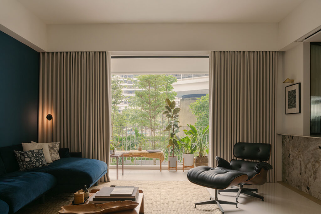 Living Room image