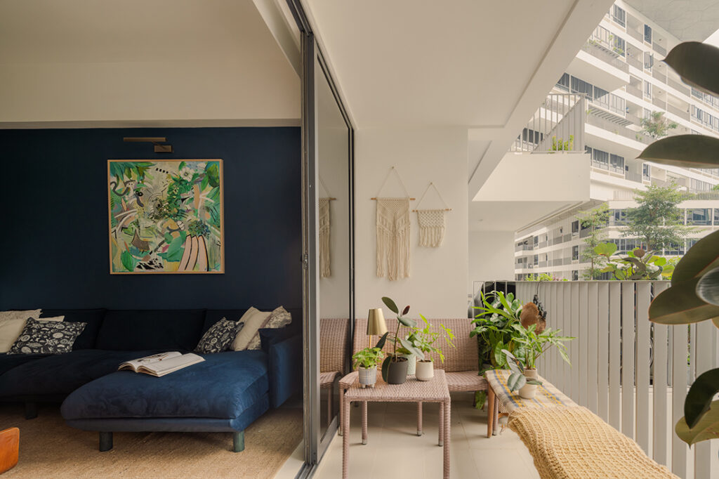 Living Room image