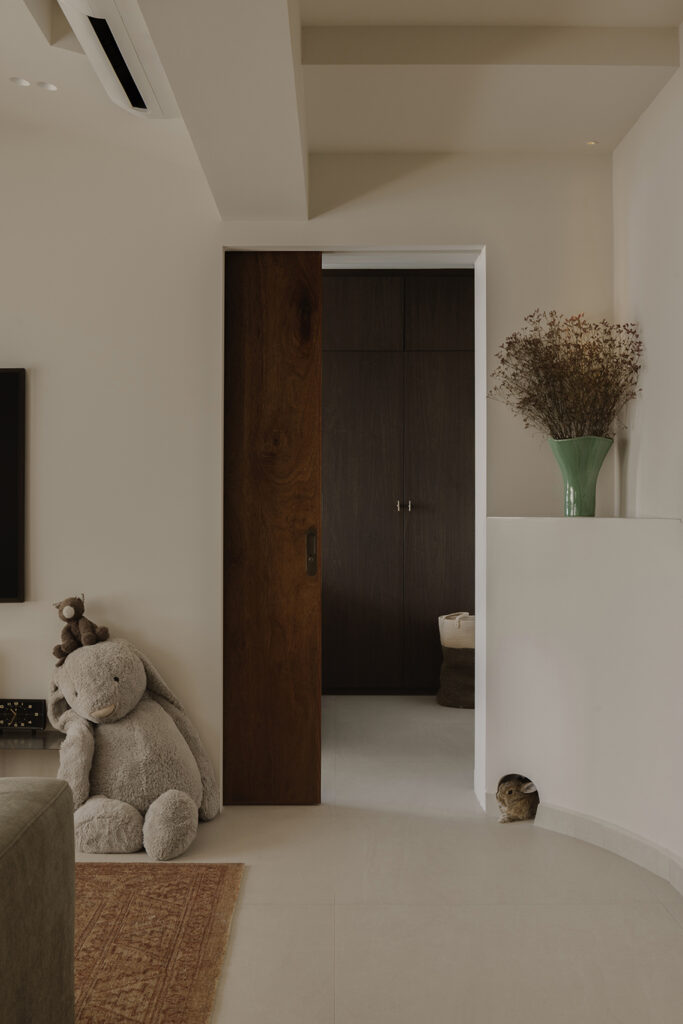 Living Room image