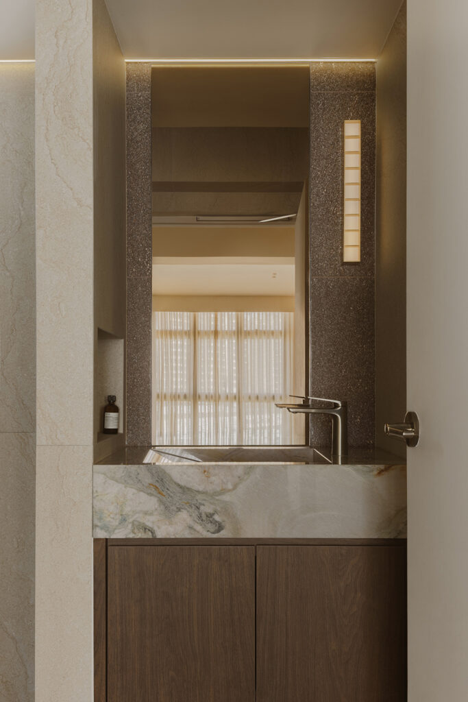 Bathroom image