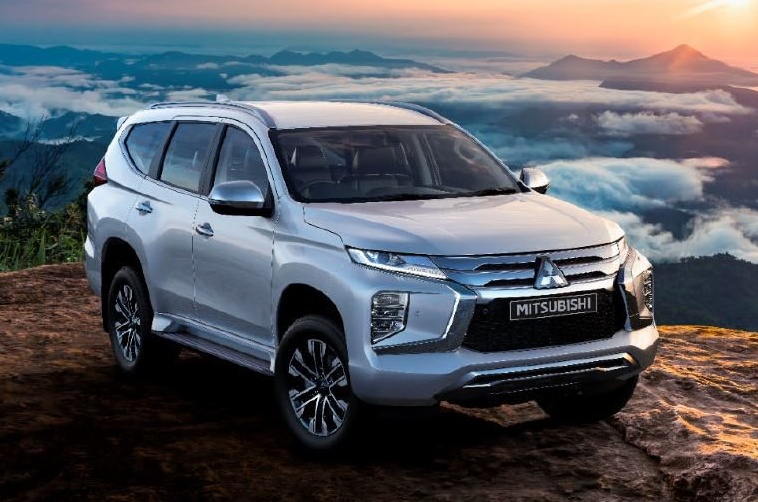 Mitsubishi pajero 2021