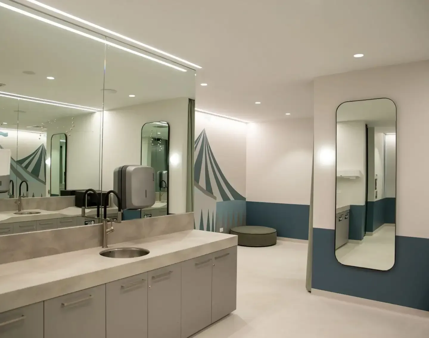 Baby Changeroom MG 0963 Edit