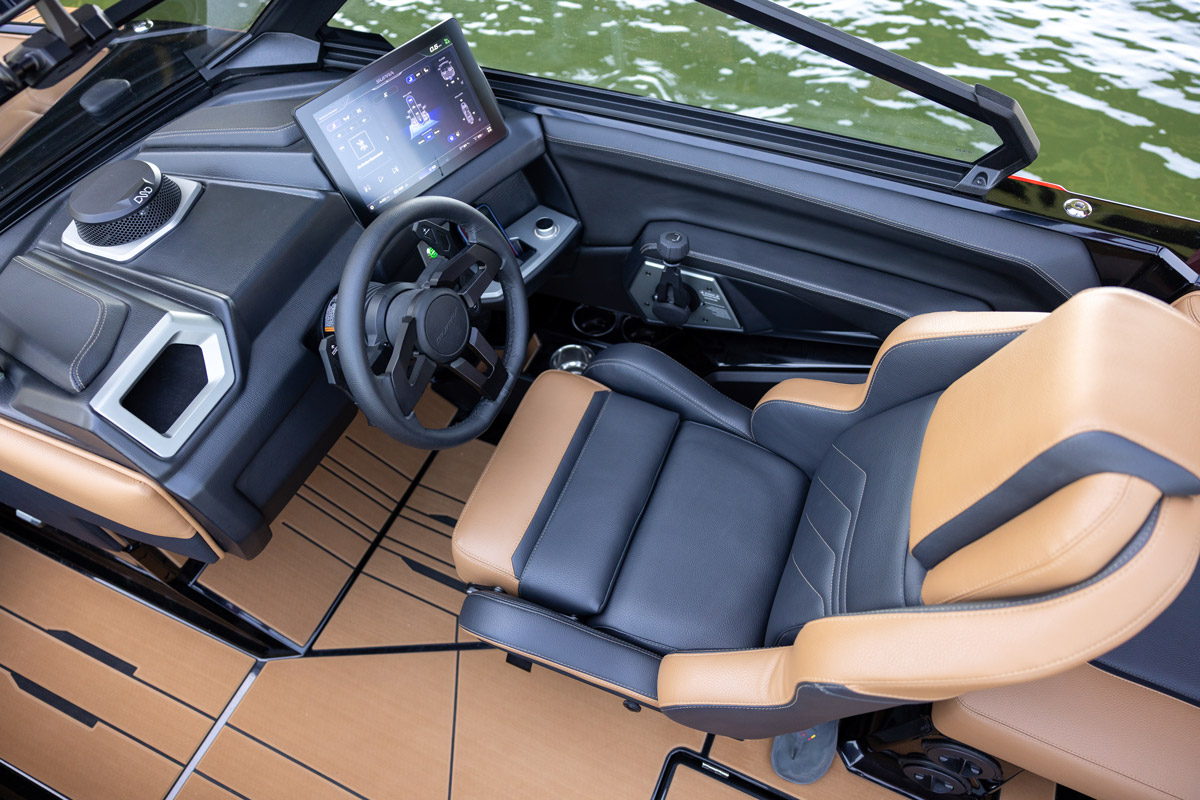 Convertible Seat & Cockpit Table