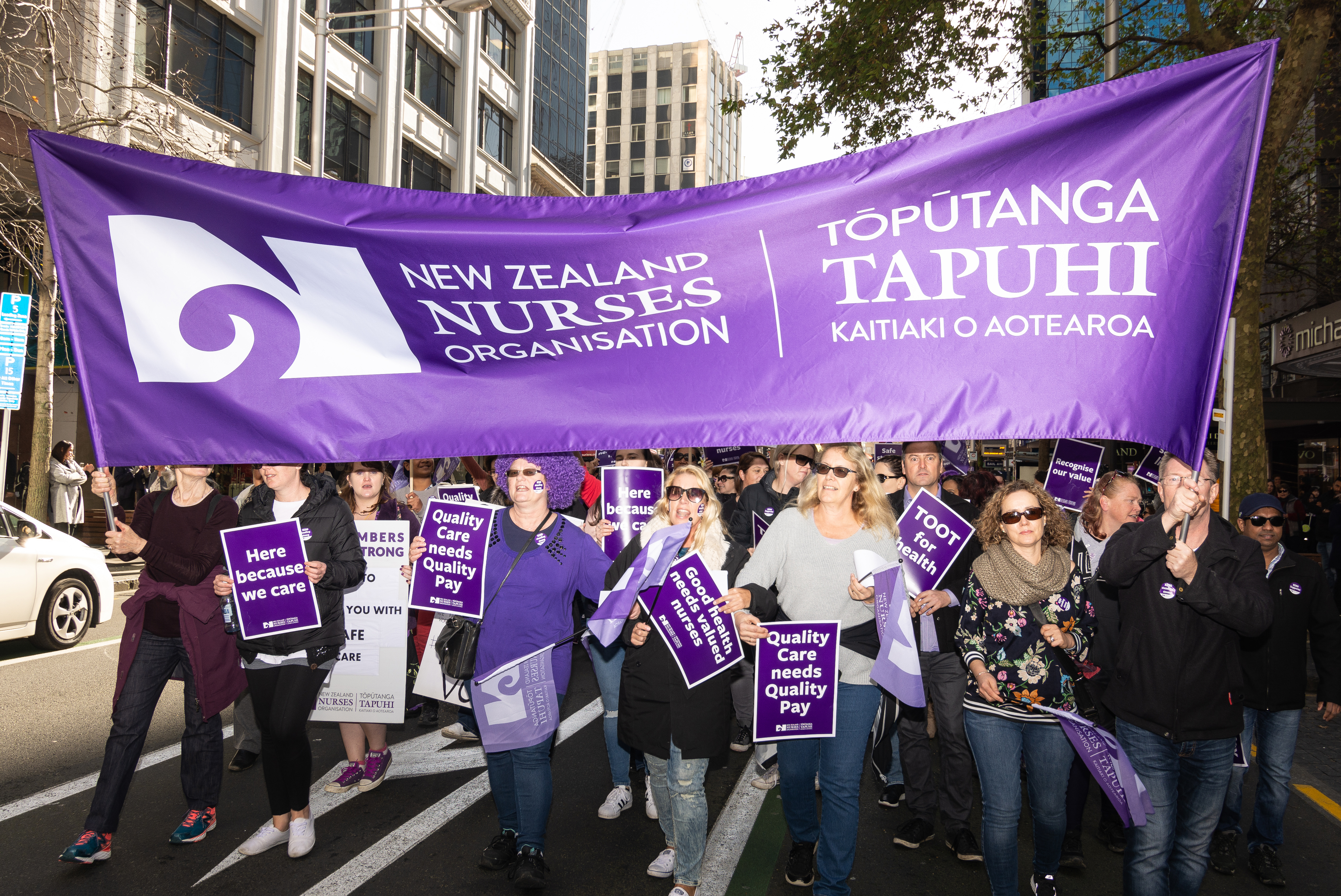 Nurses withdraw strike action after lockdown declared