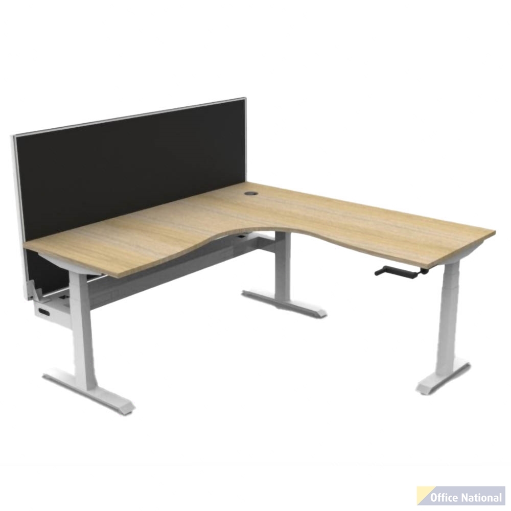 RAPIDLINE BOOST CRANK CORNER WORKSTATION WITH CABLE TRAY AND SCREEN 1500 X 1500 X 750MM NATURAL OAK TOP AND WHITE SATIN FRAME
