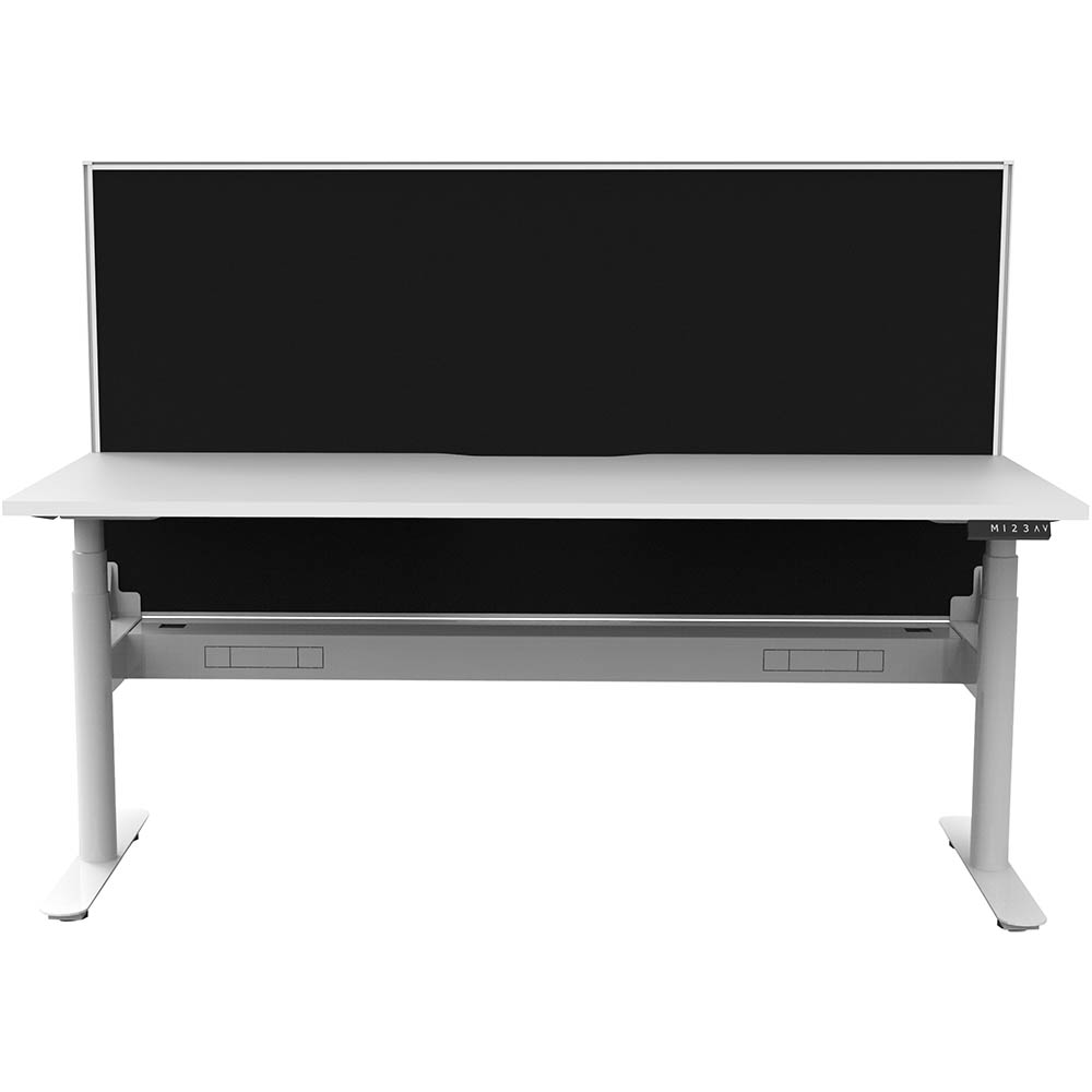 RAPIDLINE HALO PLUS SINGLE SIDED WORKSTATION WITH SCREEN AND CABLE TRAY 1200MM NATURAL WHITE TOP / WHITE FRAME / BLACK SCREEN