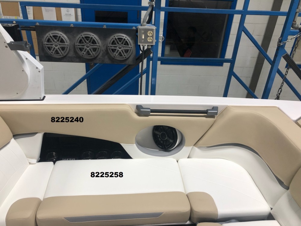 Cushion, Stbd Lounge