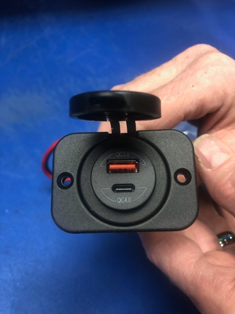 Receptacle, USB w/ 2-Pin DT