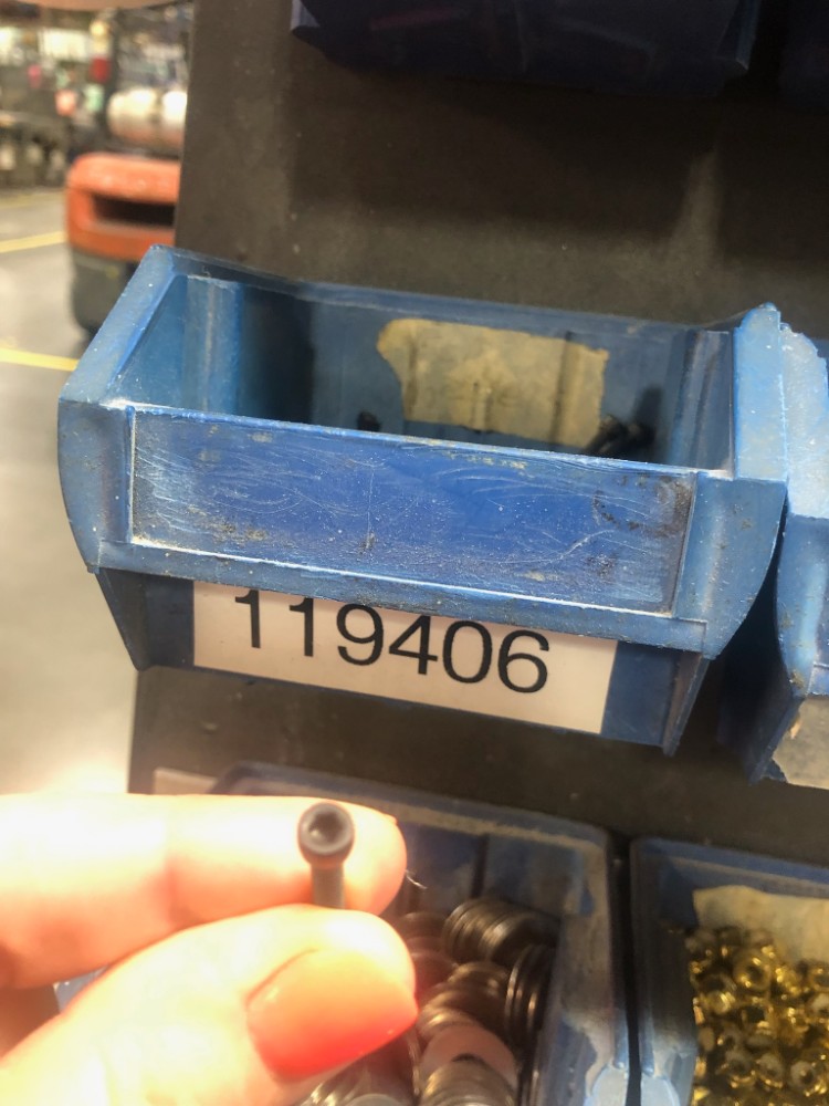 Screw, 6-32 x 1\" SC, Black  DISPLAY BOLT BEZEL