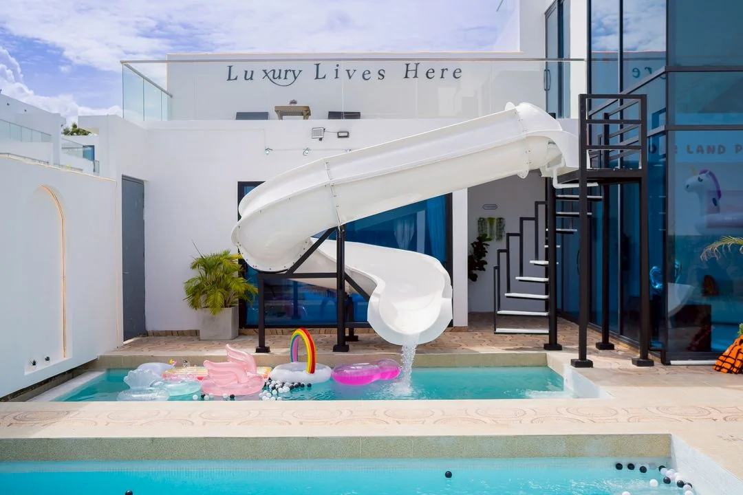 Your Land pool villa 9