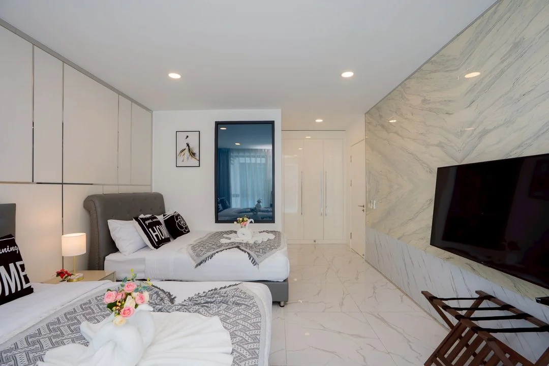 Your Land pool villa 92