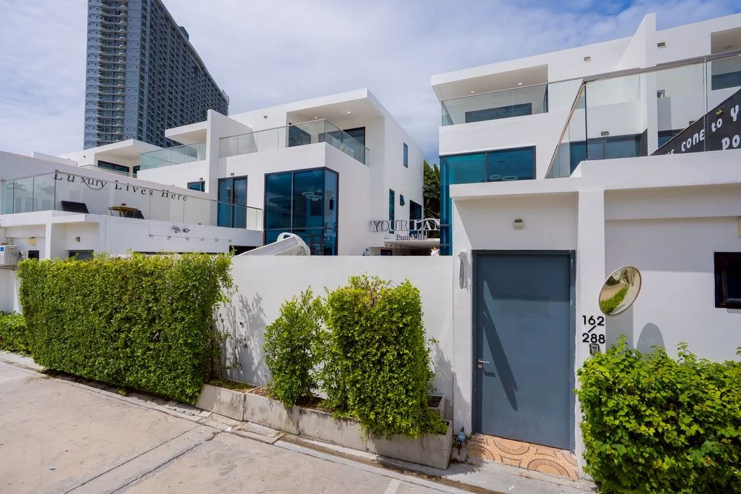 Your Land pool villa 116