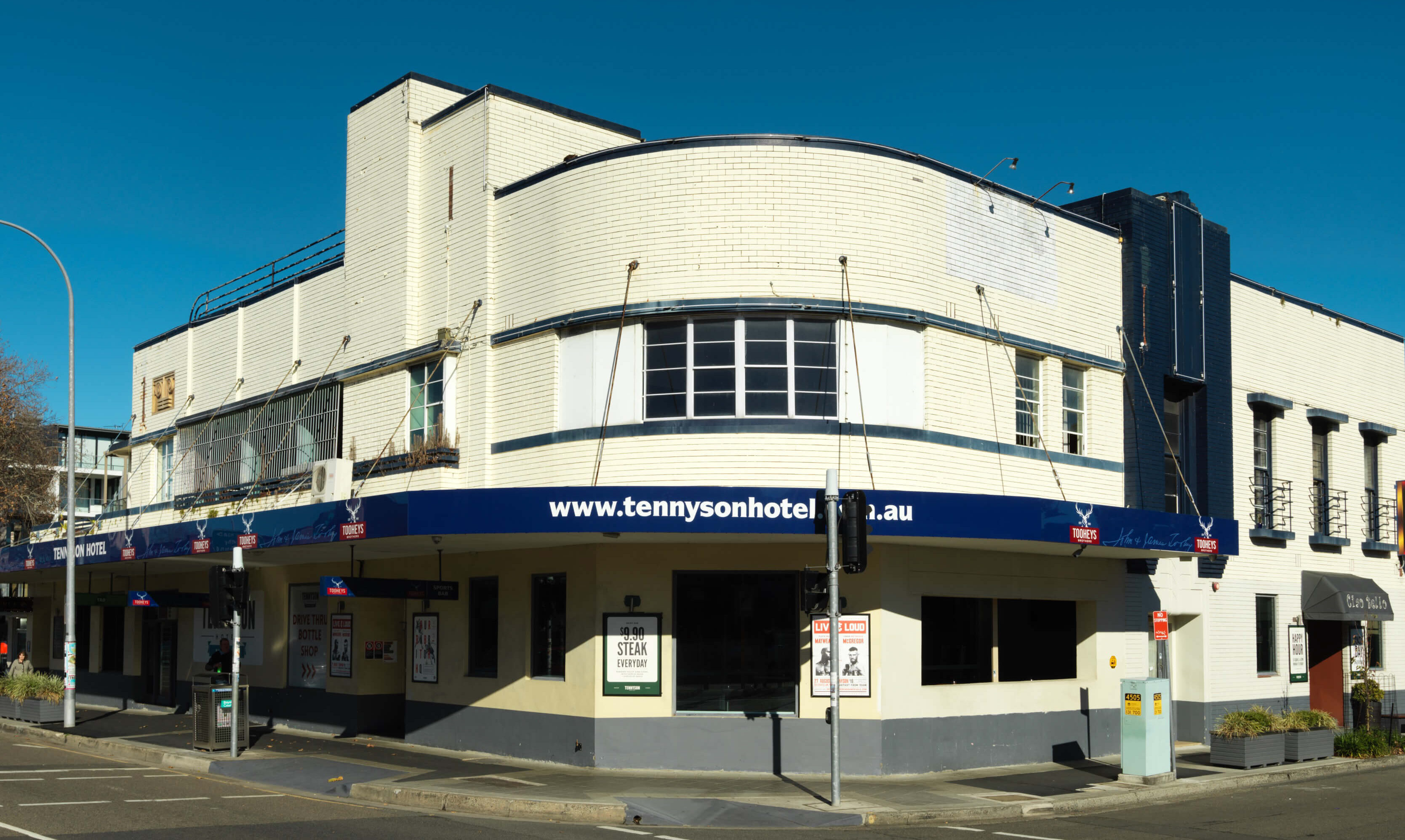 Tennyson Hotel