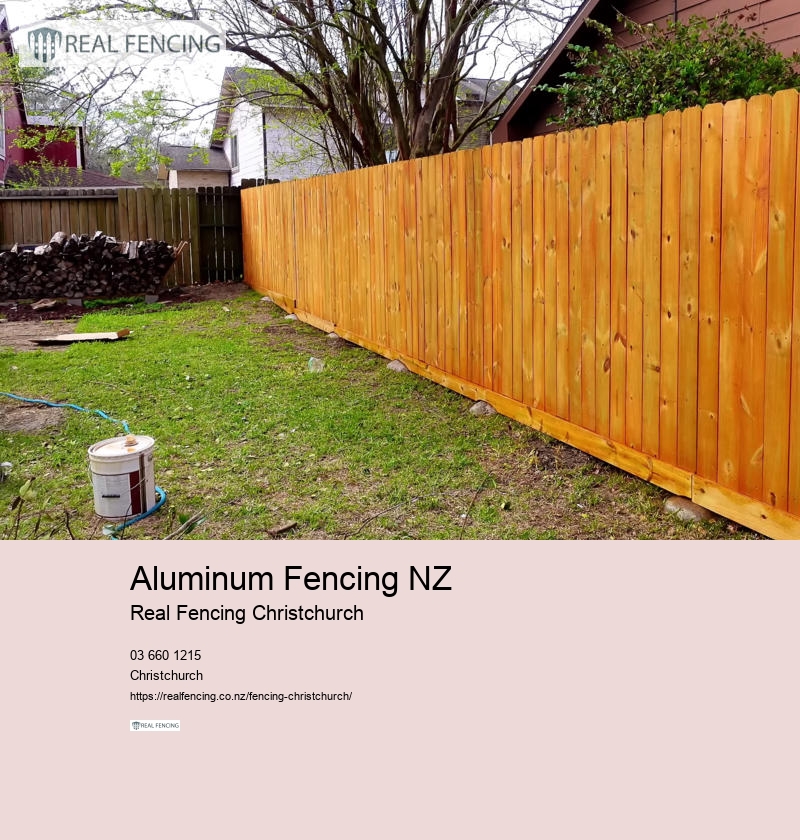 f9 pool fencing