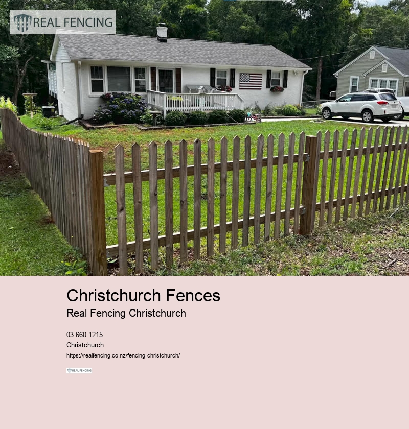 fence building chain link