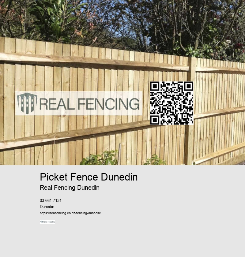 Custom Timber Fencing Dunedin