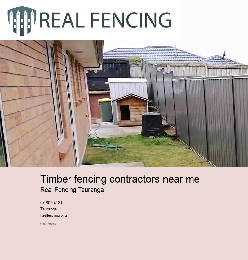 Aluminium pool fencing