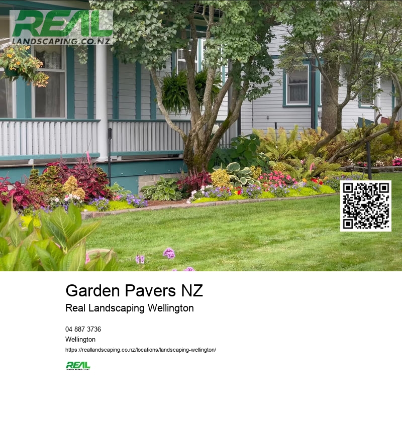 Wellington Garden Art