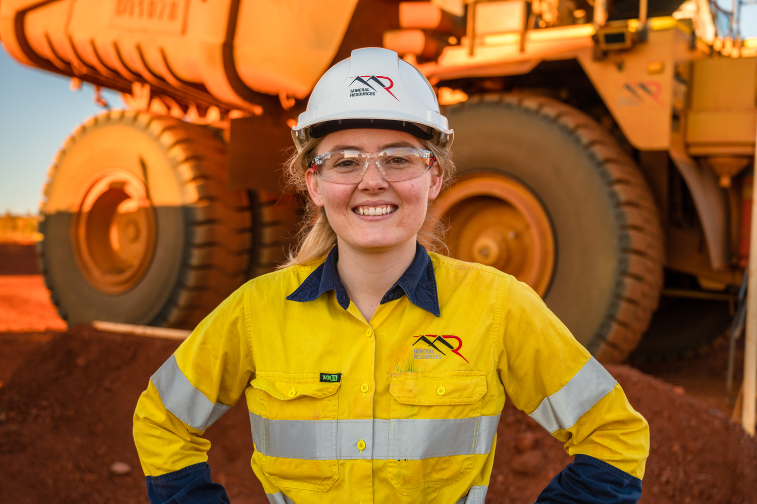 Clothing, Apparel, Person, Helmet, Hardhat, Wheel, Machine, Worker, Pants
