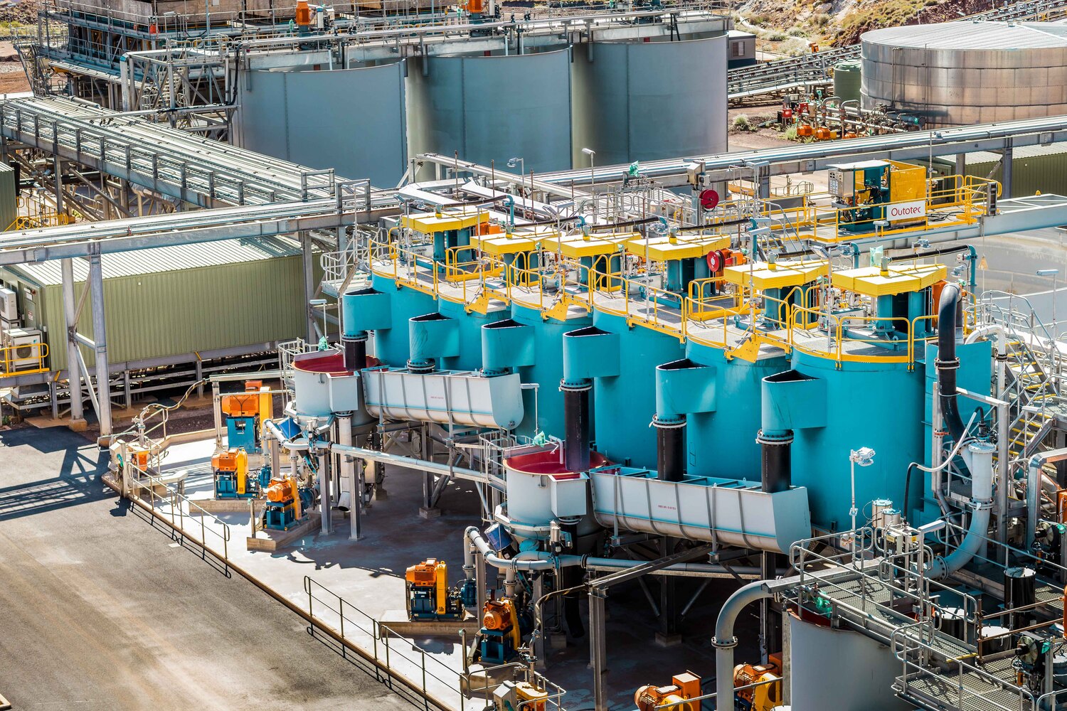 Building, Factory, Construction Crane, Manufacturing, Refinery