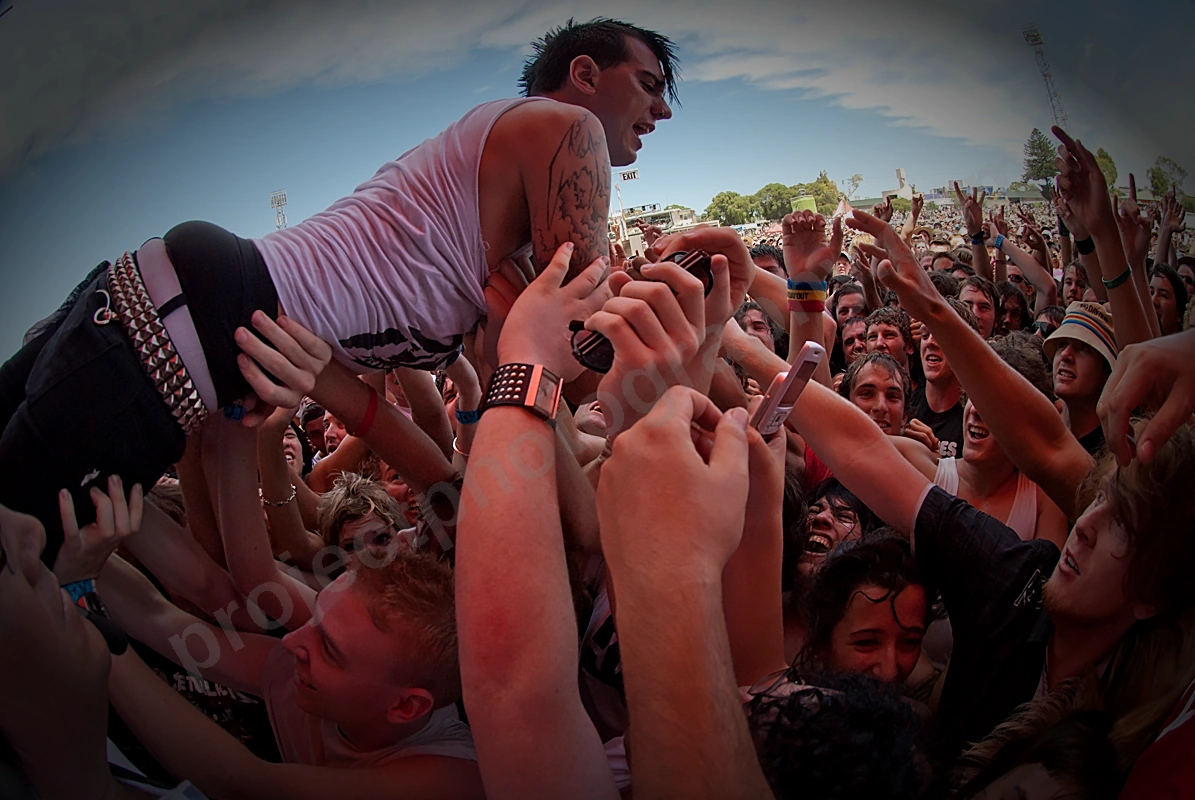 1_antiflag_crowd_bdo_wyliepic_1_2008_00.png