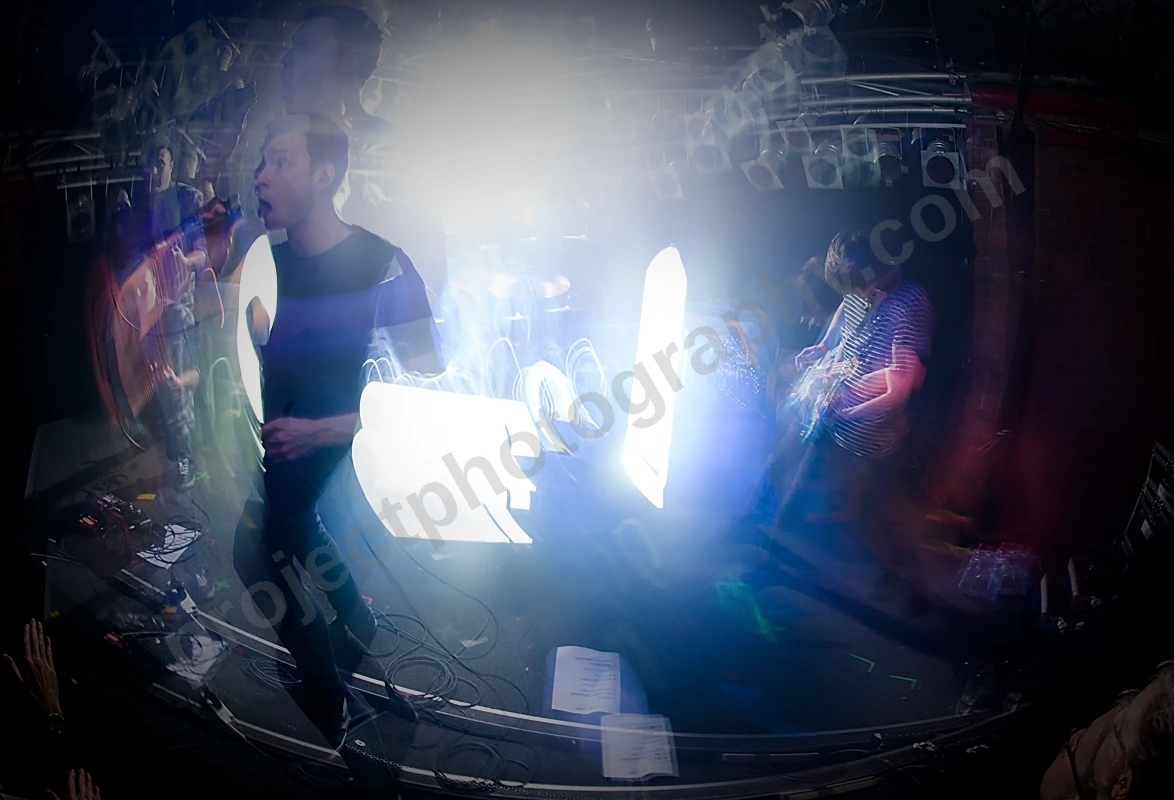 1_collider_amp_wyliepic_8_19_04.png