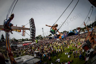 1_crowd_from_ride_bdo_wyliepic_1_2008_06_1.jpg