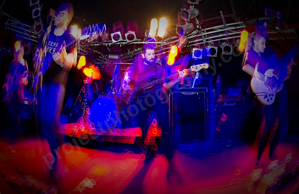 1_eleventh_he_reaches_london_amps_wyliepic_3_13_25.png