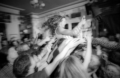 1_feends_crowd_last_gig_harborside_1424_wyliepic_95_04.jpg
