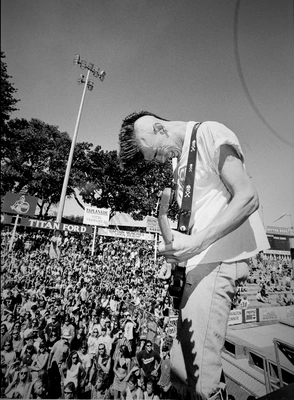 1_fireballs_crowd_1111_wyliepic_00.jpg