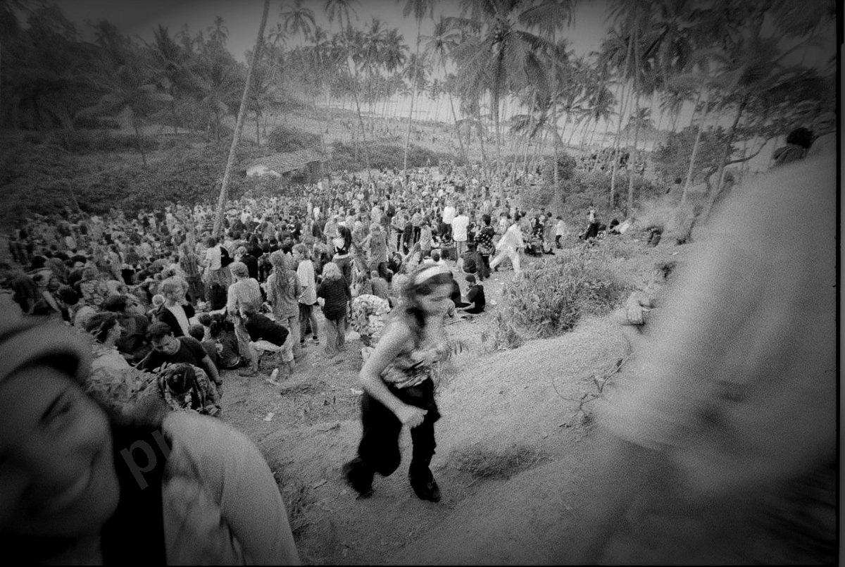 1_goa_millenium_sunrise_disco_valley_105_wyliepic_00.jpg
