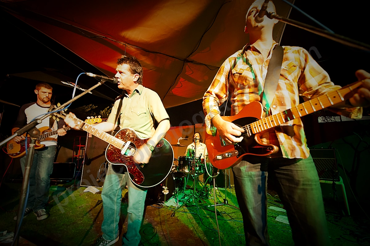 1_jayco_brothers_wyliepic_12_08_00.png
