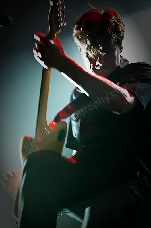 1_jimmy_eat_world_mtro_wyliepic_4_11_042.png