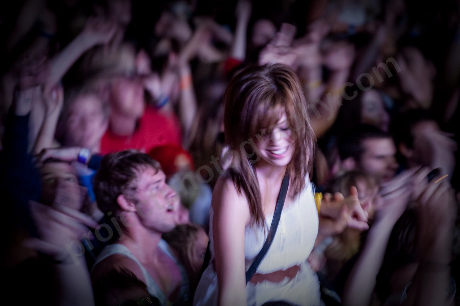 1_movement_crowd_wyliepic_2010_030_2.jpg